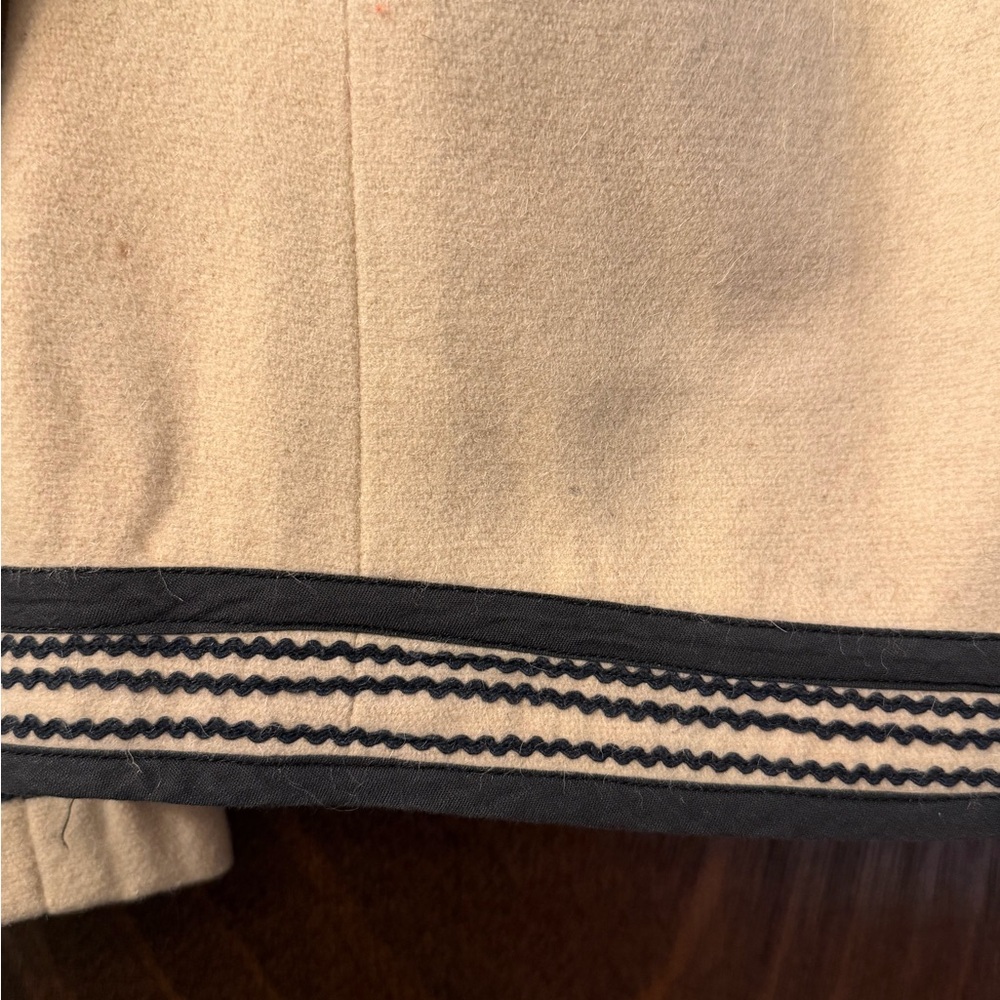 Beautiful Vintage Cream Wool Women’s Blazer, Black details, Small - Picture 7 of 13